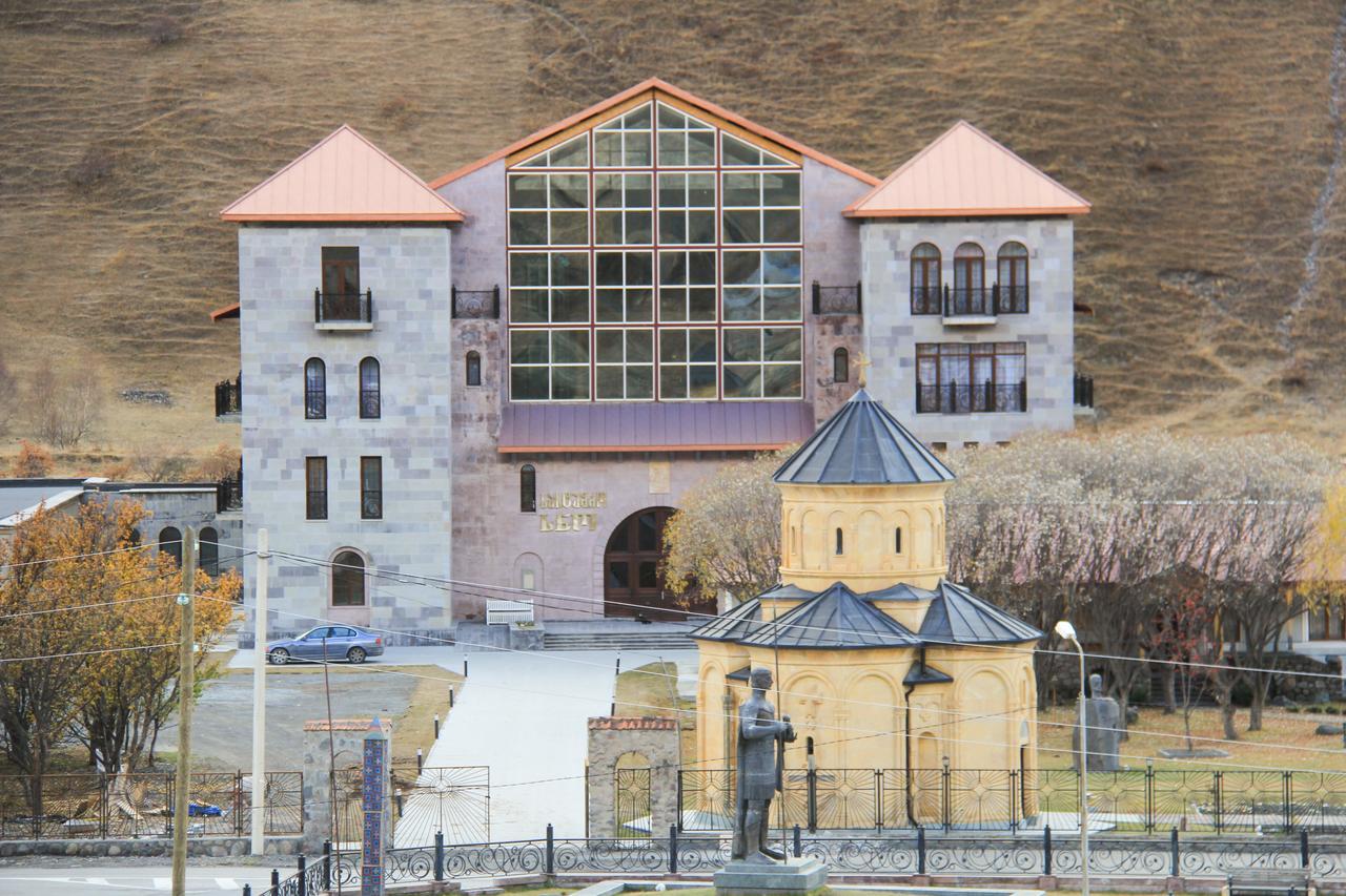 Hotel Sno Kazbegi Stepantsminda Exterior foto